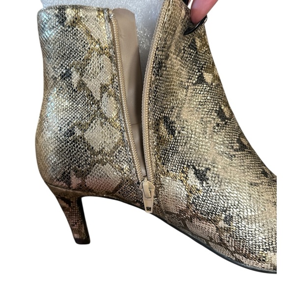 Anne Michelle Lena Bootie Size 10 Bronze Snake Side Zipper Kitten Heel - Picture 6 of 13